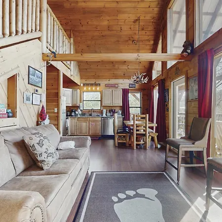 Villa Yeti Peak
